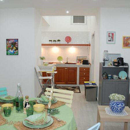 Casa Vacanze Toto Sapore 토레 안눈치아타 외부 사진