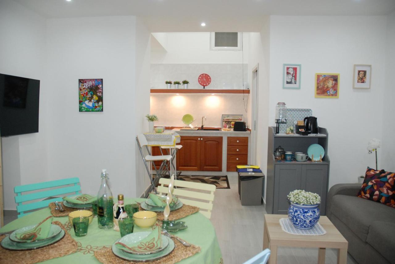 Casa Vacanze Toto Sapore 토레 안눈치아타 외부 사진